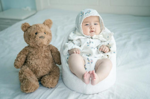 象山宝宝挠耳朵是怎么回事